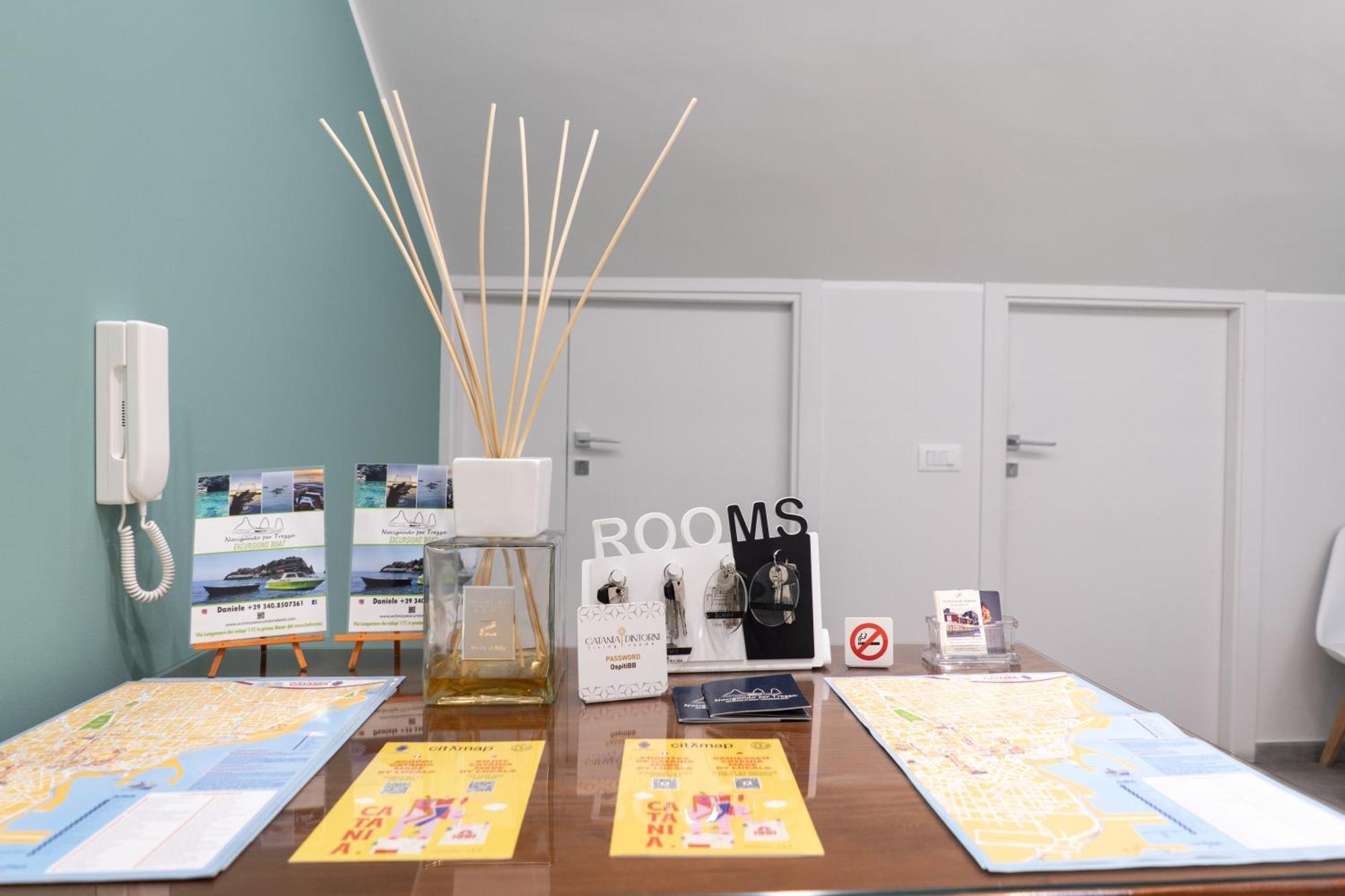 Catania E Dintorni Living Rooms Экстерьер фото